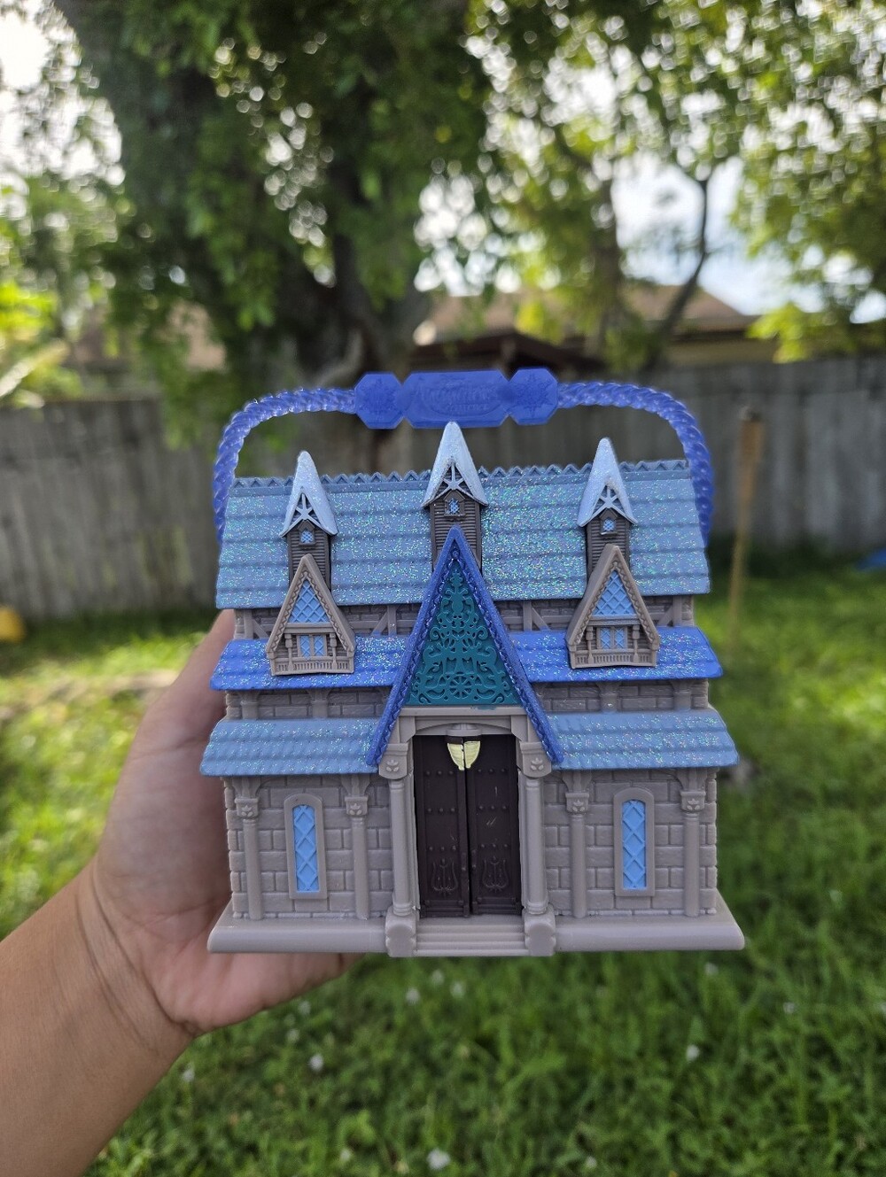 Disney Frozen Animators' Collection Arendelle Castle Micro Playset (2020)